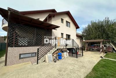 Casă cu 5 camere cu Garaj în Central - 13