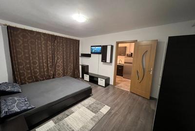 Garsonieră în Vest - 1