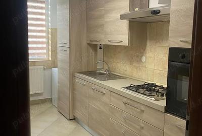 Apartament cu 3 camere în Apărătorii Patriei - 1