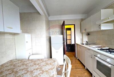 Apartament cu 3 camere semidecomandat, mobilat în Ștefan cel Mare - 11