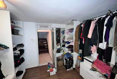 Apartament 110mp in vila, cu teren, 1km de Plopii fara sot,parter ?i demisol, - 4