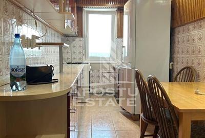 Apartament cu 4 camere semidecomandat, mobilat în Central - 3