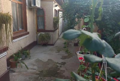 Casă cu 4 camere în Central - 4