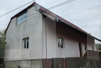 Casă cu 4 camere cu Teren 800 Mp în Dalnic - 3