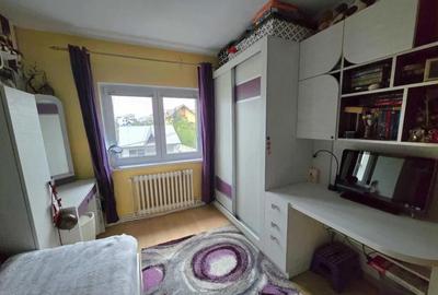 Apartament cu 3 Camere Decomandate - Etaj 1 Zona Obcini - 1