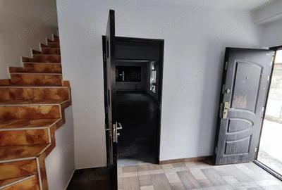 Vand cladire P+1 SAD+Apartament 205000 euro - 2