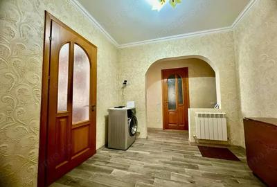 Apartament cu 2 camere decomandat în Timpuri Noi