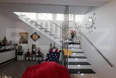 Casă cu 4 camere cu Teren 986 Mp în Central - 7