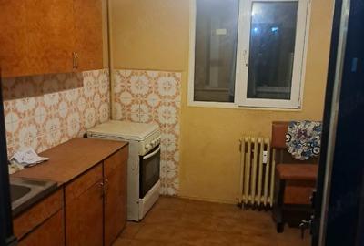 Apartament cu 3 camere decomandat în Titan - 3