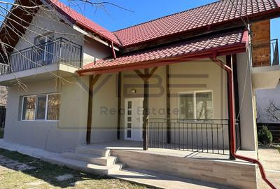 Popas Pacurari- 5 min de Atrium Garden- Vila 4 camere renovata ! - 5