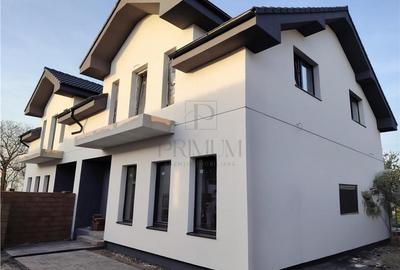 Duplex cu 4 camere cu Canalizare în Moșnița Veche - 1