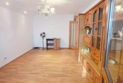 Miorita PTTR 2 camere decomandat spatios Miorita PTTR 2 camere decomandat spatios - 8