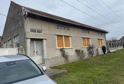 Casă cu 4 camere în Cireșu - 2