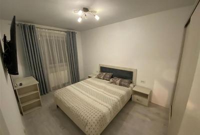 Apartament cu 2 camere decomandat în Tractorul - 5