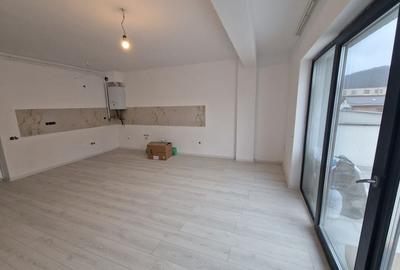 2 camere, finisat, parcare, terasa 31 mp, Sub Cetate, Floresti - 33