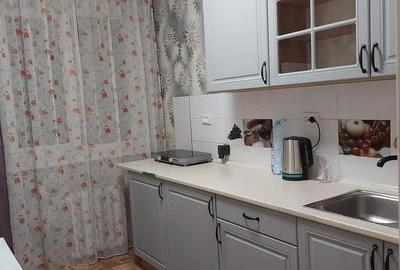 Garsoniera - zona Pia?a Muncii - 1