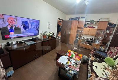 Apartament cu 2 camere semidecomandat în Moreni