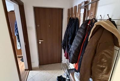 Apartament cu 5 camere decomandat în Decebal - 2