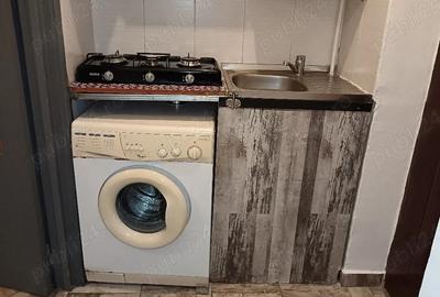 Garsonieră decomandată în Central - 3