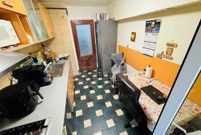 Apartament cu 2 camere decomandat, mobilat în Republicii - 7