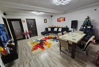 Casă cu Teren 300 Mp în Central - 13