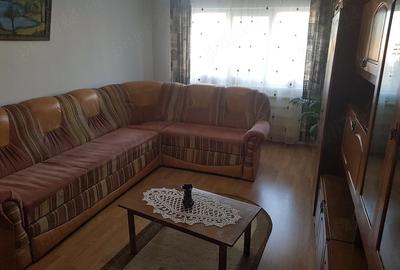 Apartament cu 2 camere decomandat în 1 Mai