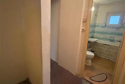 Apartament cu 4 camere decomandat în Nicolina - 5