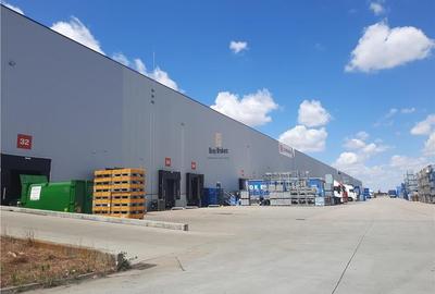 Spatiu Industrial - 1800 mp - Productie - Depozitare - Distributie - 11