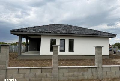 Casă cu 3 camere cu Teren 450 Mp în Lazuri - 2