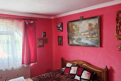Casă cu 4 camere decomandat în Central - 4