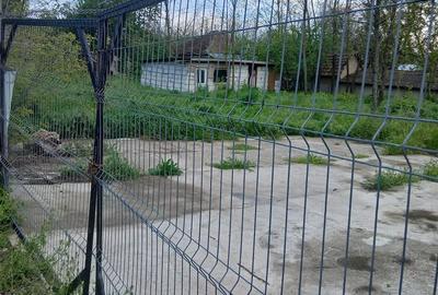 Casă cu Teren 1000 Mp în Central - 2