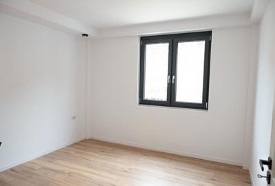 Apartament cu 2 camere decomandat în Utvin - 6