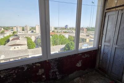 Apartament cu 4 camere decomandat în Micro 16 - 12