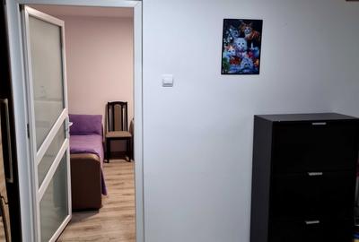 Garsonieră decomandată în Central - 2