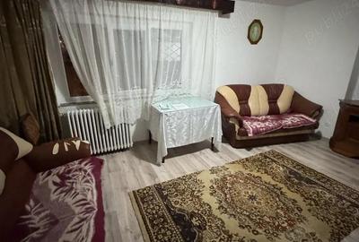 Apartament cu 2 camere decomandat în Sat Vacanță