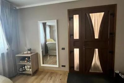 Casă cu 7 camere cu Teren 530 Mp în Central - 17