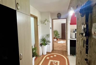 Apartament cu 4 camere decomandat în Giroc - 12