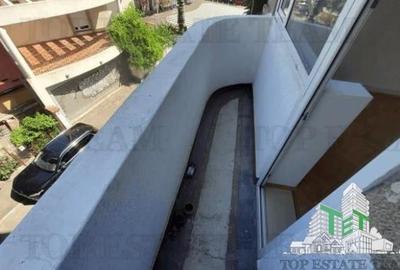 Apartament 3 camere de vanzare, zona Armeneasca - 19