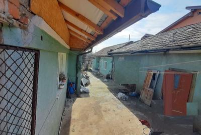 Doua case individuale cu teren total de 2753 mp in Dambul Rotund - 11