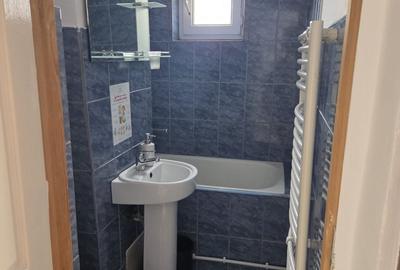 Apartament cu 3 camere semidecomandat în Central - 5