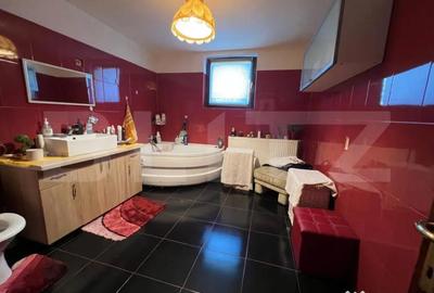 Casă cu 5 camere cu Teren 524 Mp în Popoveni - 1