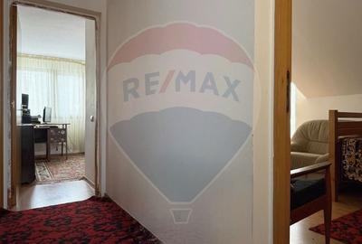 Casă cu 3 camere cu Teren 861 Mp în Traian - 9