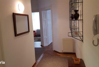 Apartament cu 3 camere în Cristian - 12