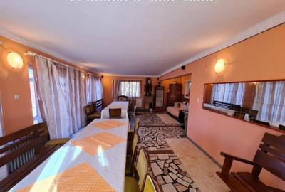 Casa D+P+1, situata in Curtisoara - 10