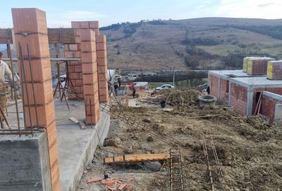 Casă individuală cu 4 camere cu Canalizare în Nord-Vest - 9
