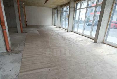Spațiu comercial, de 110 mp, în Florești - 2