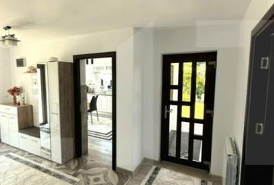 Casă cu 5 camere cu Teren 2133 Mp în Central - 8