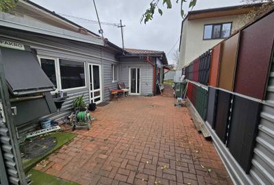 Casă cu 4 camere cu Teren 246 Mp în Bucureștii Noi - 6