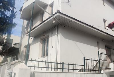 Casă individuală cu 9 camere cu Canalizare în Floreasca - 1