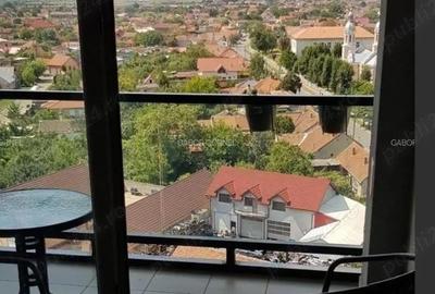 Apartament cu 2 camere decomandat în UTA - 2